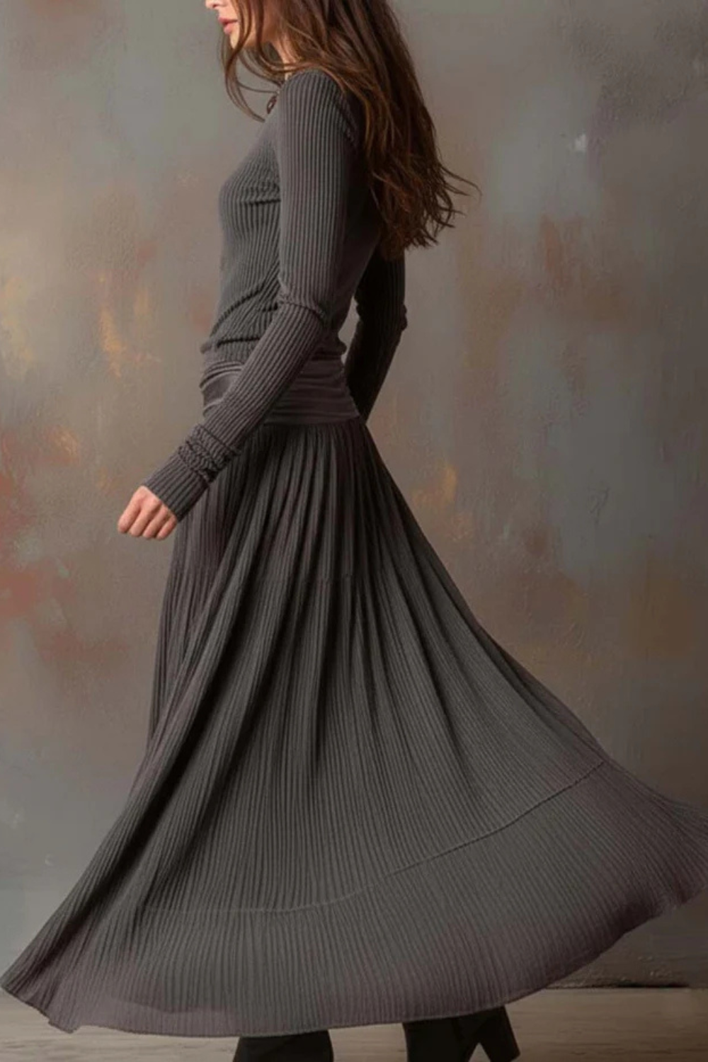 Brunelle – Flowy ribbed design – Long-sleeve maxi dress