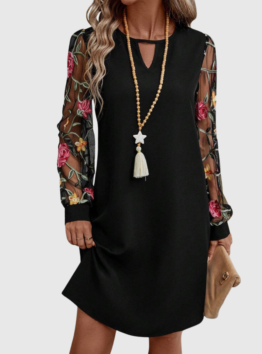 Lila | Elegant V-Neck Floral Dress