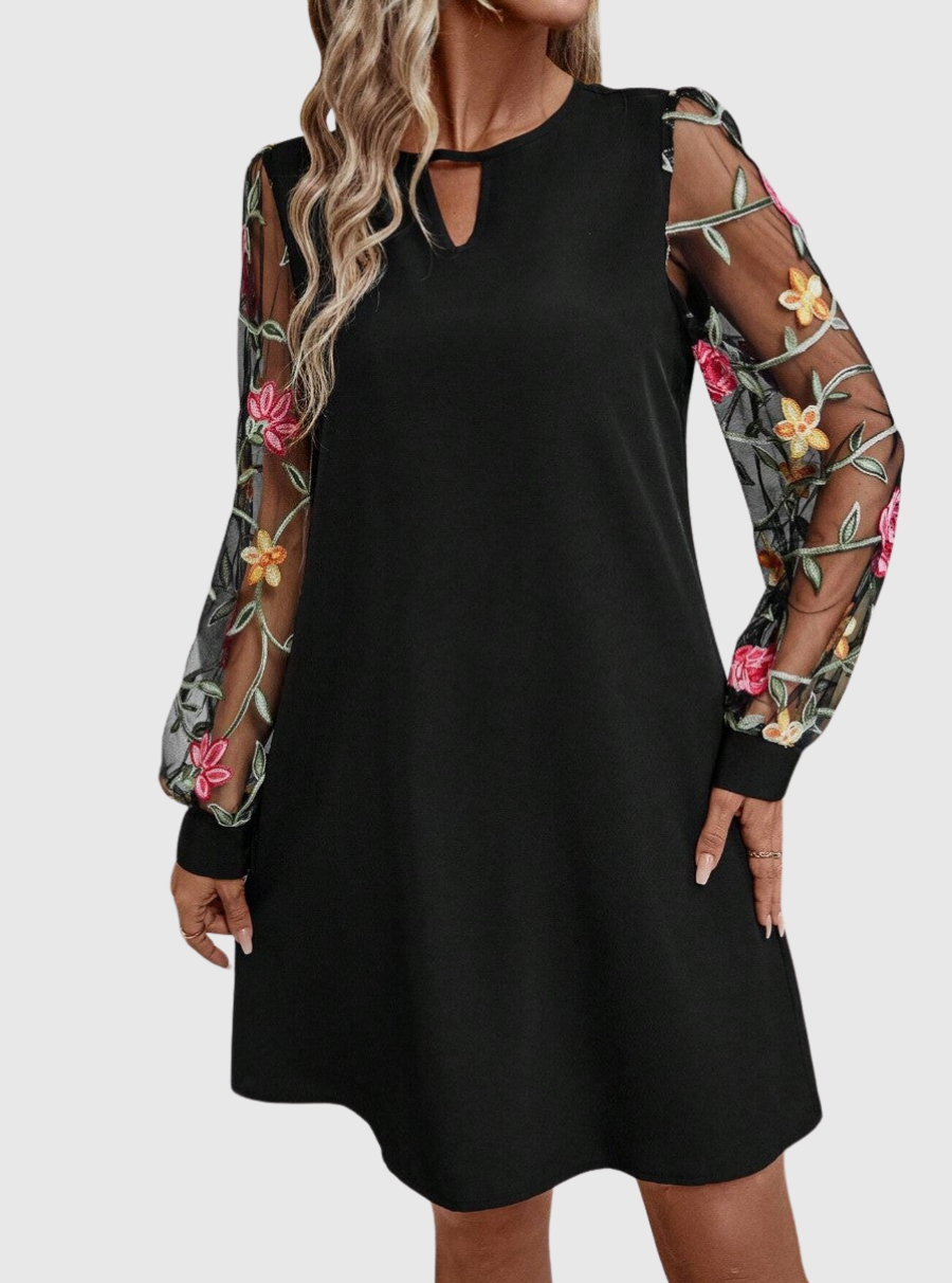 Lila | Elegant V-Neck Floral Dress