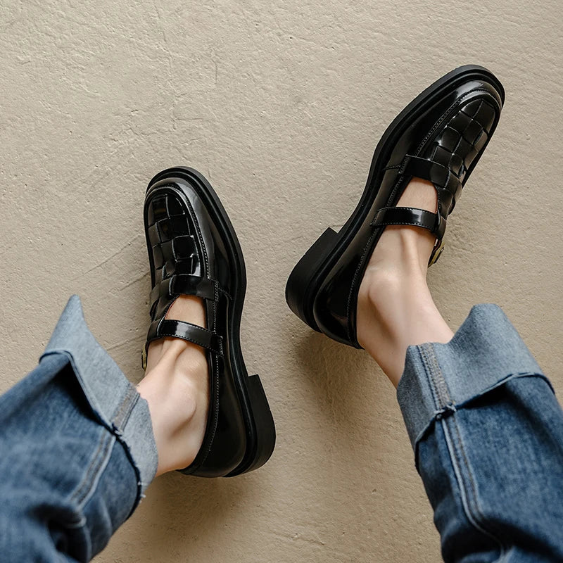 Liora | Vintage-Inspired Elegant Flats