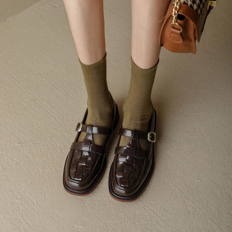 Liora | Vintage-Inspired Elegant Flats