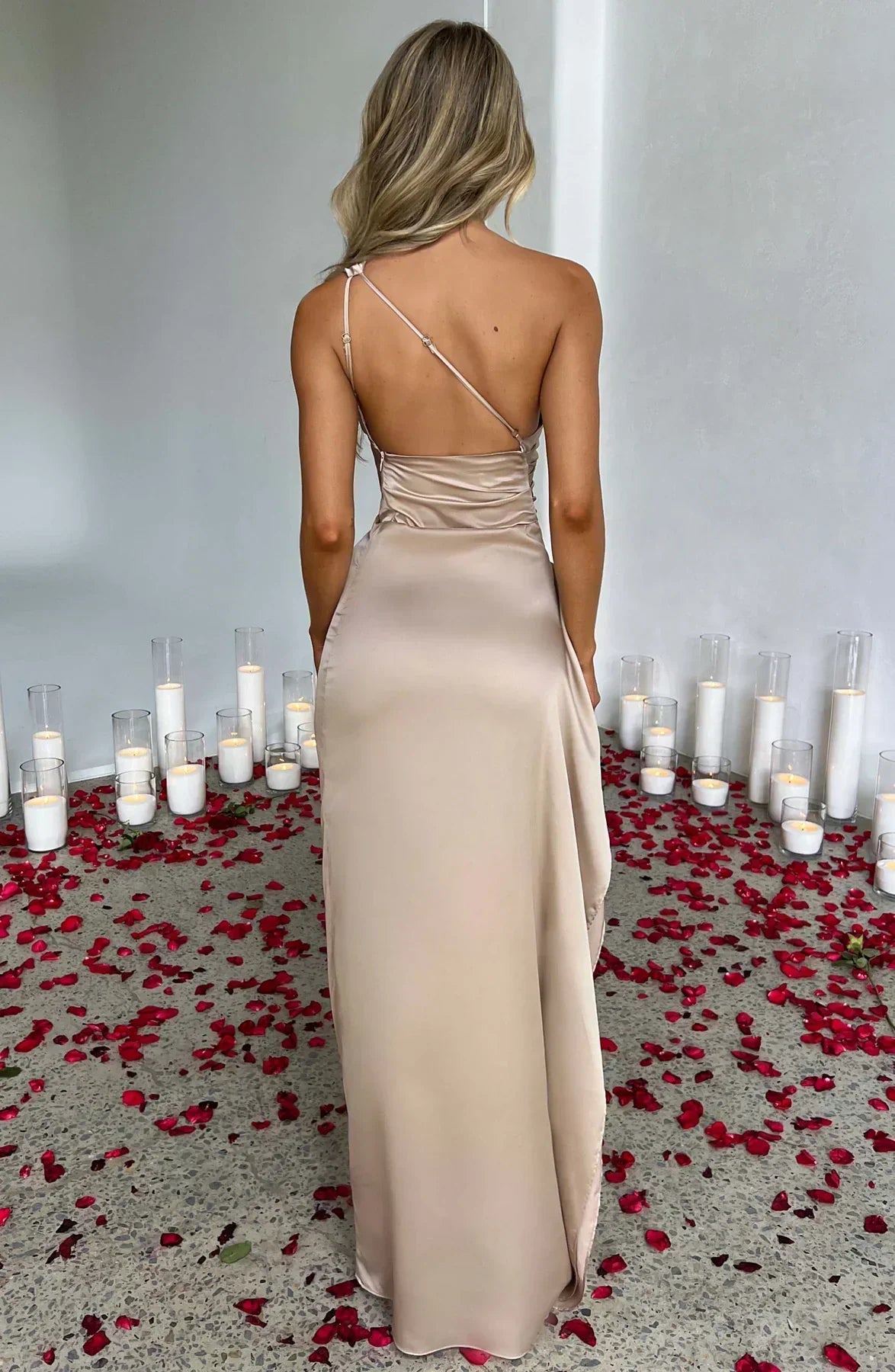 Liora | Graceful Maxi Dress