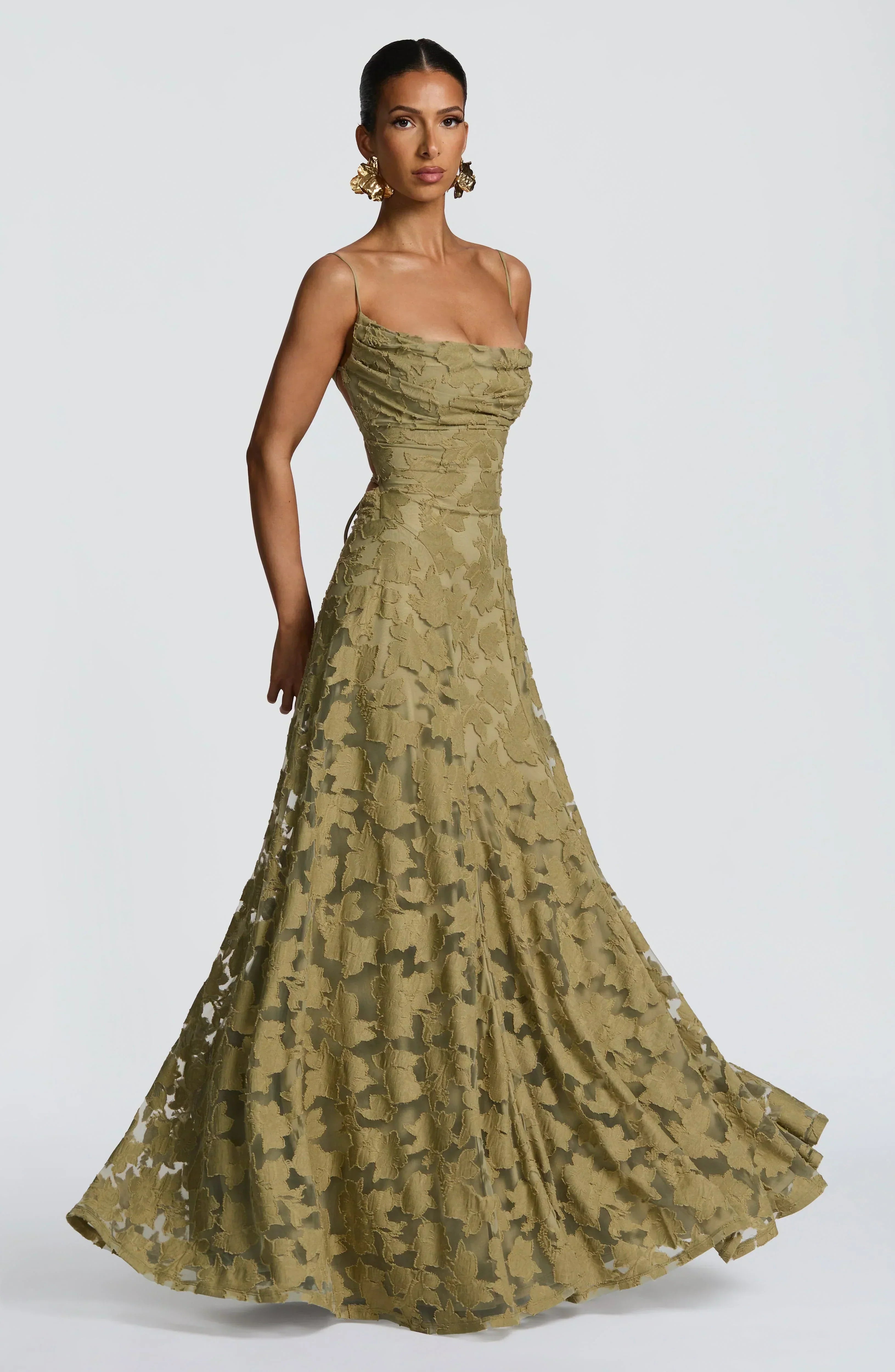 Clara | Refined Lace Gown