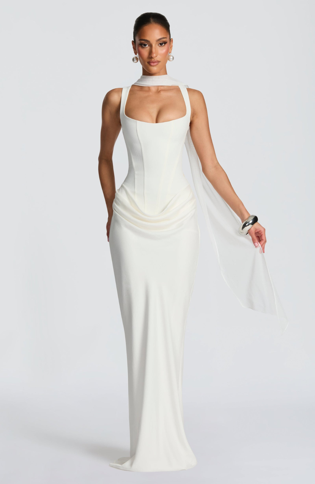 velmora | Hourglass Maxi