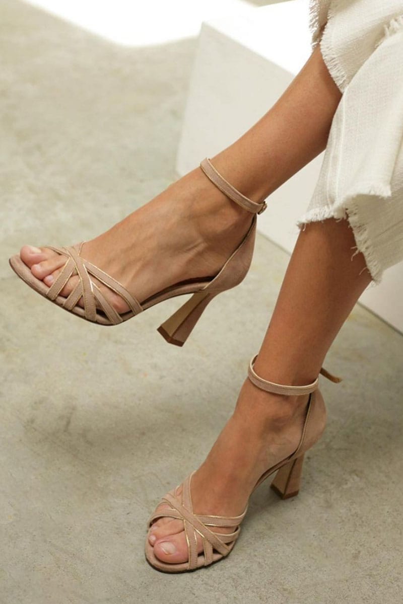 Nora | Elegant Crosslight Heels