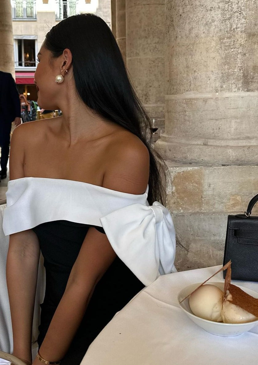 Anouk | One-Shoulder Bow Tie Midi Dress