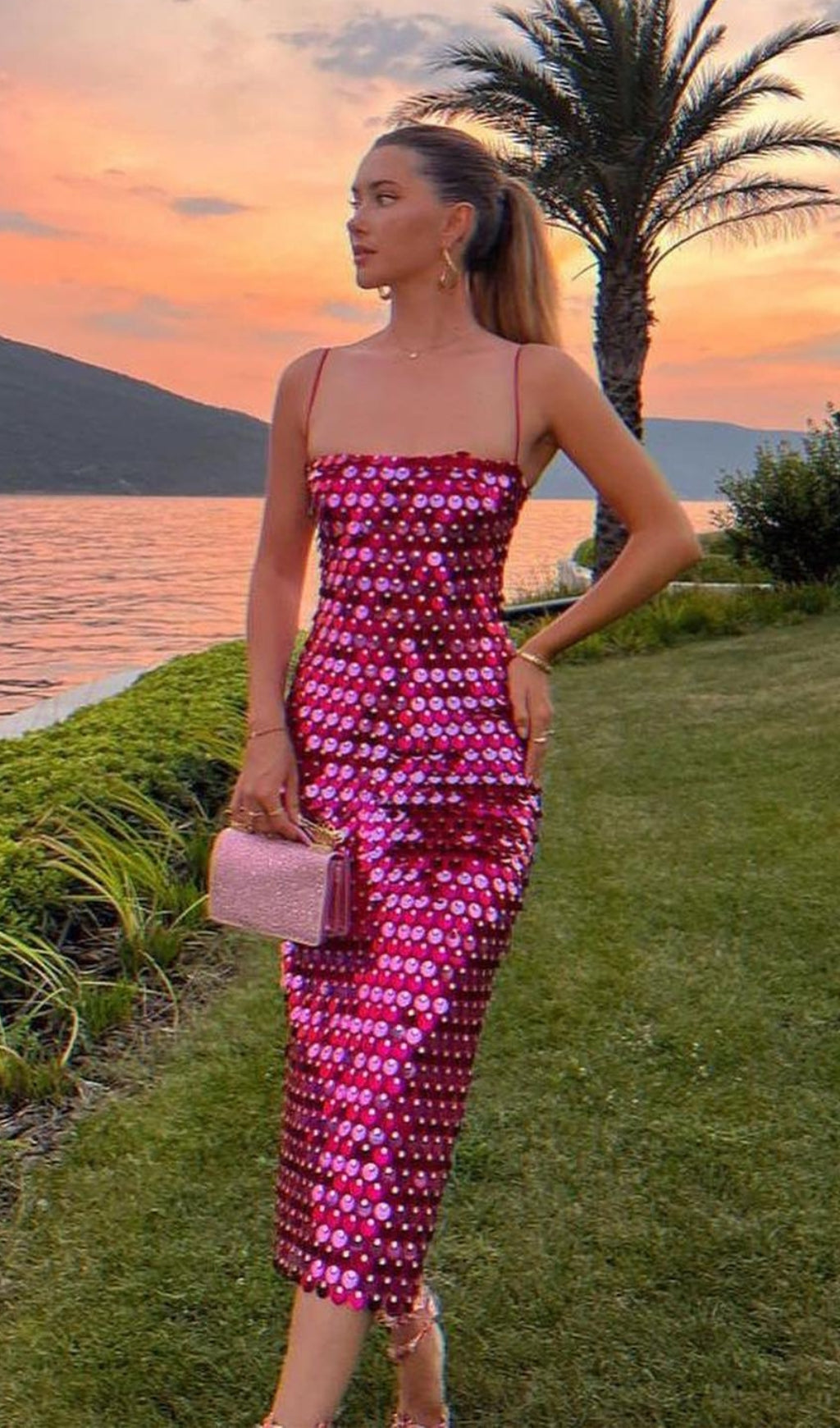 Juliet | Elegant Sequined Midi Dress