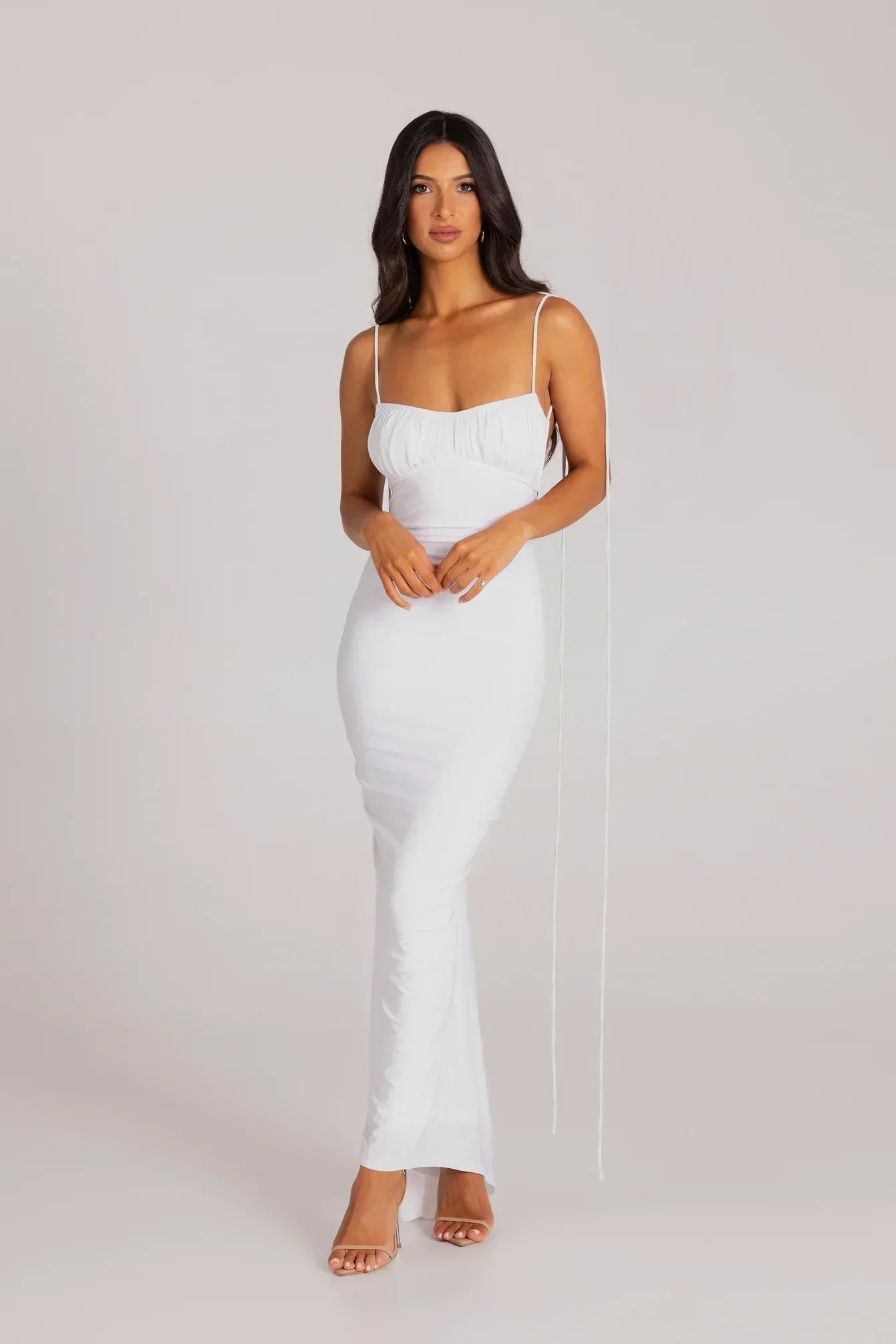 Astrid | Elegant Backless Maxi Dress