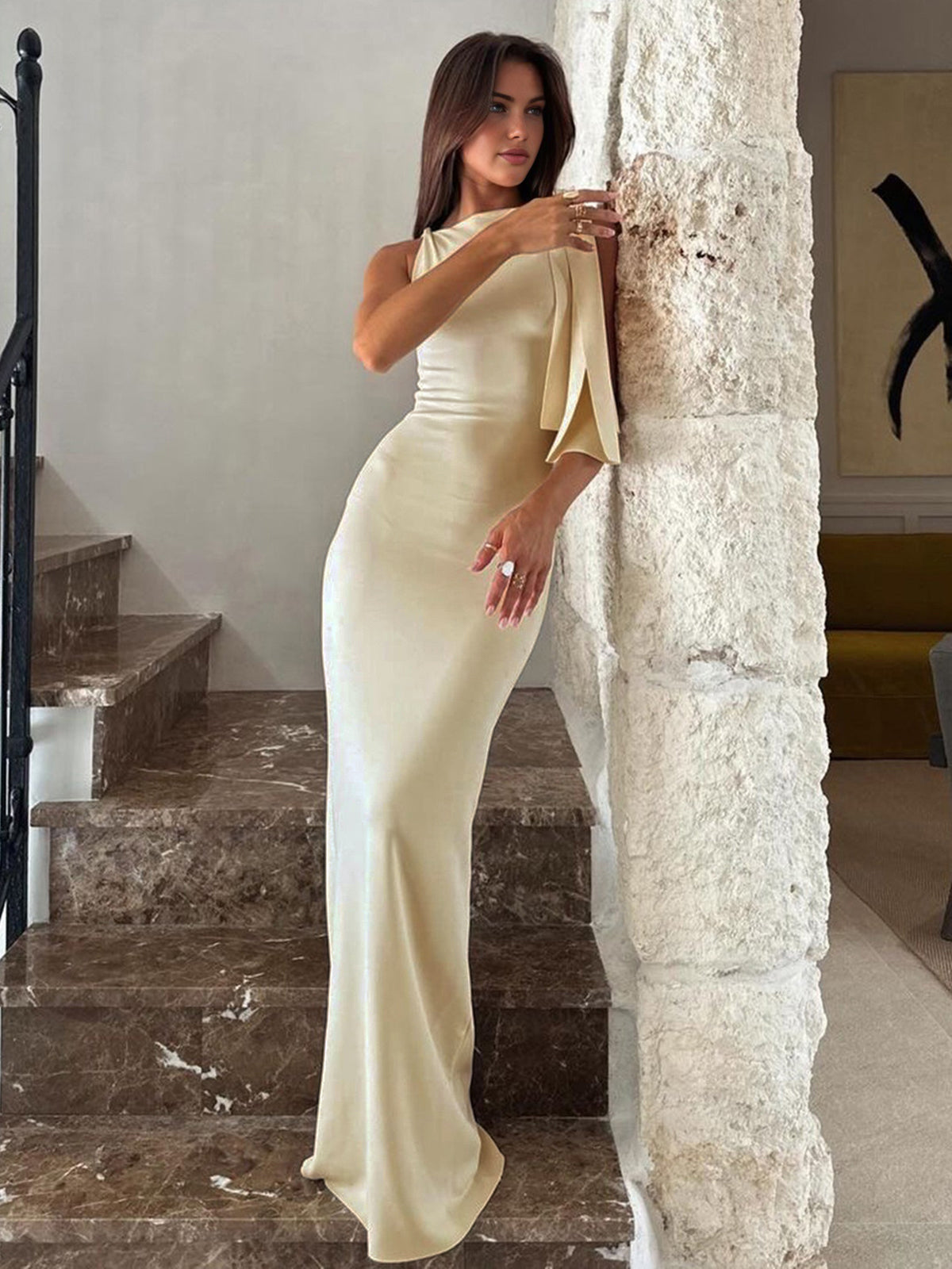 Yasmin | Off-White Knotted Maxi Dress