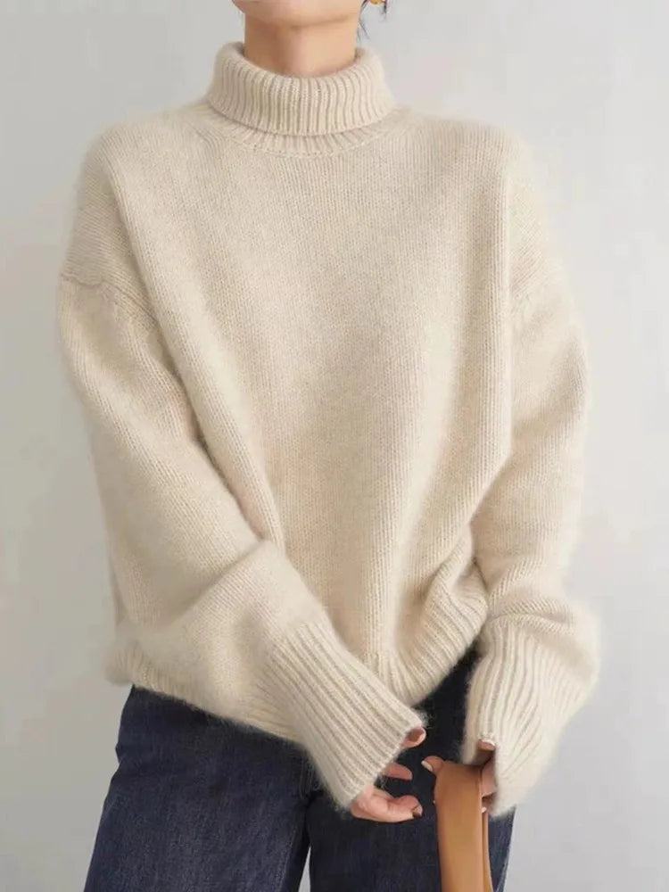 Amara | Luxurious Cashmere Roll Neck
