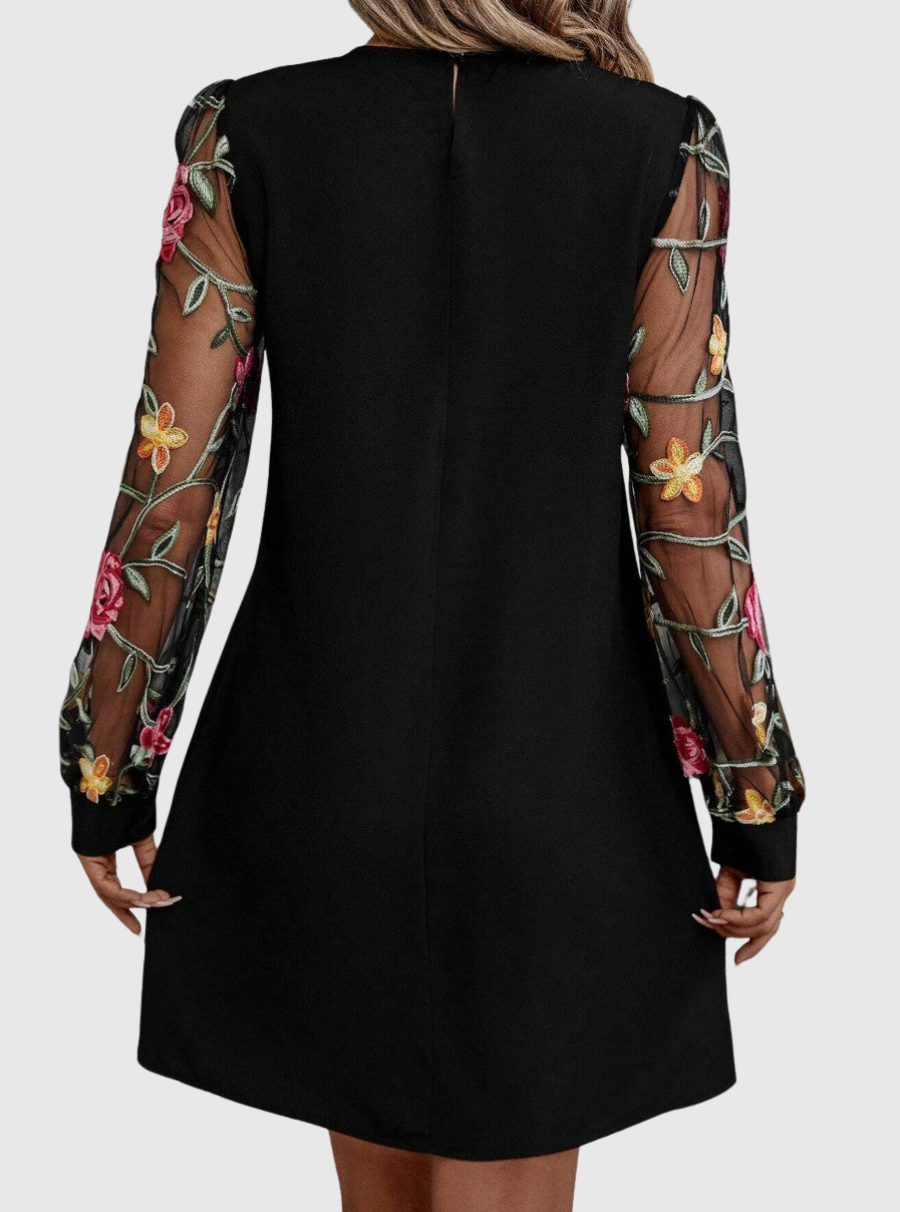 Lila | Elegant V-Neck Floral Dress